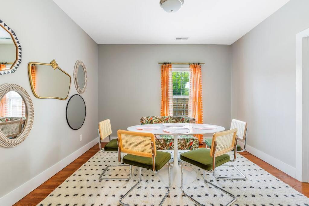 Bright + New - Fire Pit - Hammock - 3 Bd Villa Raleigh Bagian luar foto
