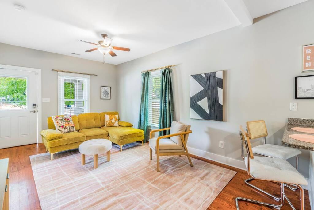 Bright + New - Fire Pit - Hammock - 3 Bd Villa Raleigh Bagian luar foto